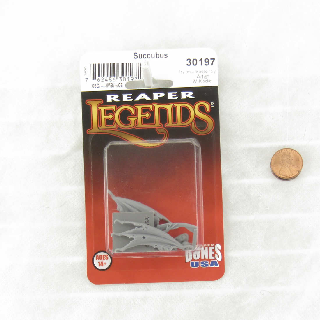 RPR30197 Succubus Miniature Figure 25mm Heroic Scale Reaper Bones USA