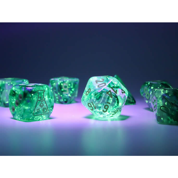 CHX30054 Borealis Kelp Luminary Dice with Lt Green Numbers 7+1 Dice Set 16mm (5/8in) 3rd Image