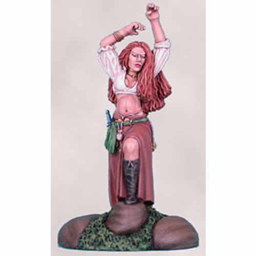 DSM1138 Female Sorcerer Close Combat Miniature Elmore Masterwork Main Image