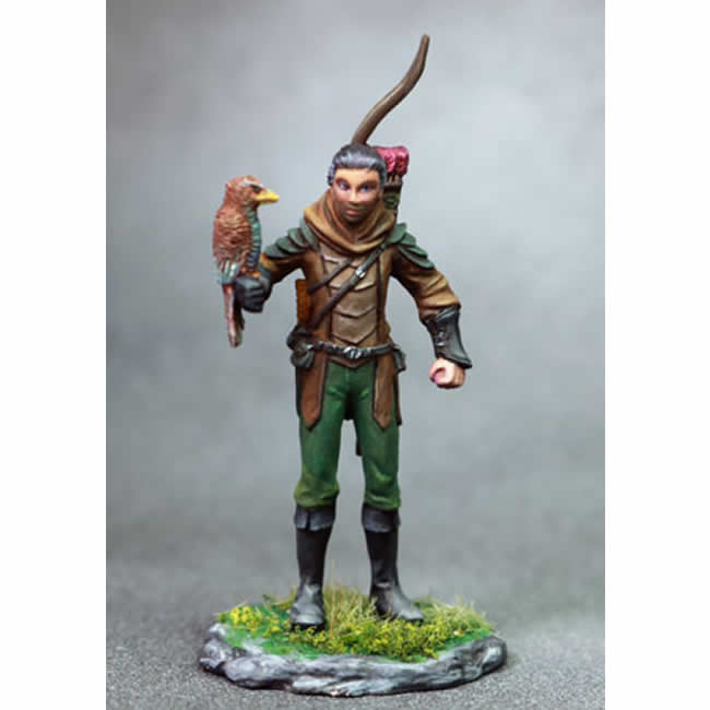 DSM7628 Male Ranger with Bow Miniature Stephanie Law Masterworks 3rd Image