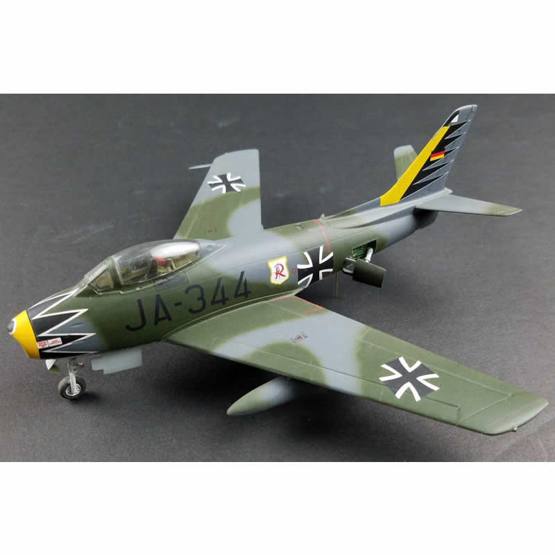 HBM80259 F-86F-40 Sabre 1/72 Scale Plastic Model Kit Hobby Boss Main Image