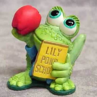 MUSG226 Hop To School Sprogz Figurine Munro Main Image