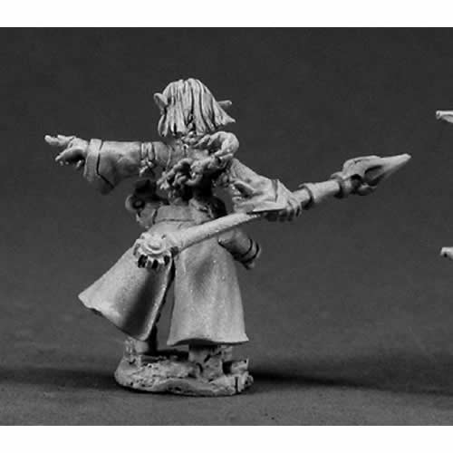 RPR03340 Cassie Female Gnome Wizard Miniature 25mm Heroic Scale Main Image