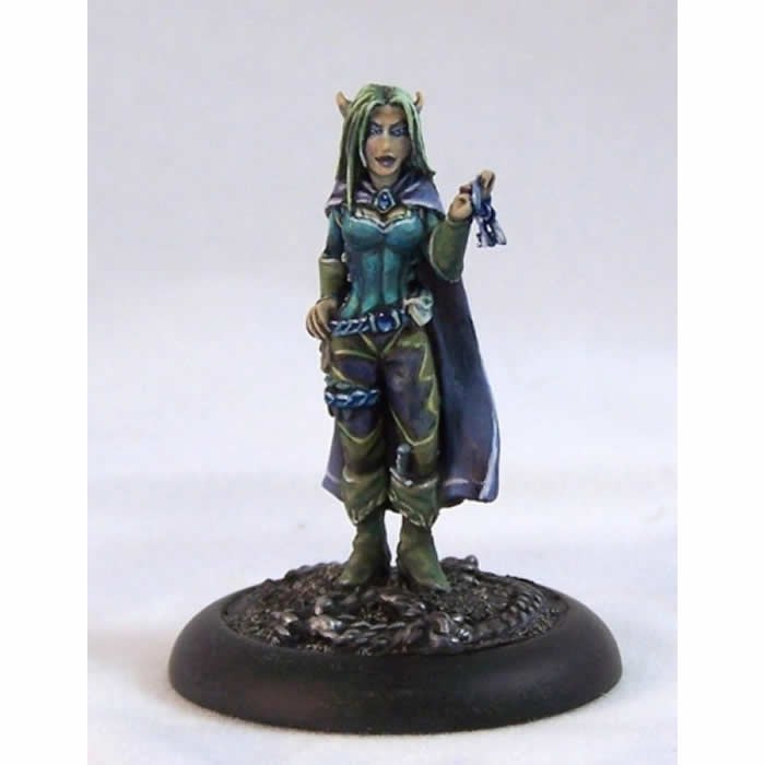 RPR03566 Valloa the Female Elf Thief Miniature 25mm Heroic Scale Main Image