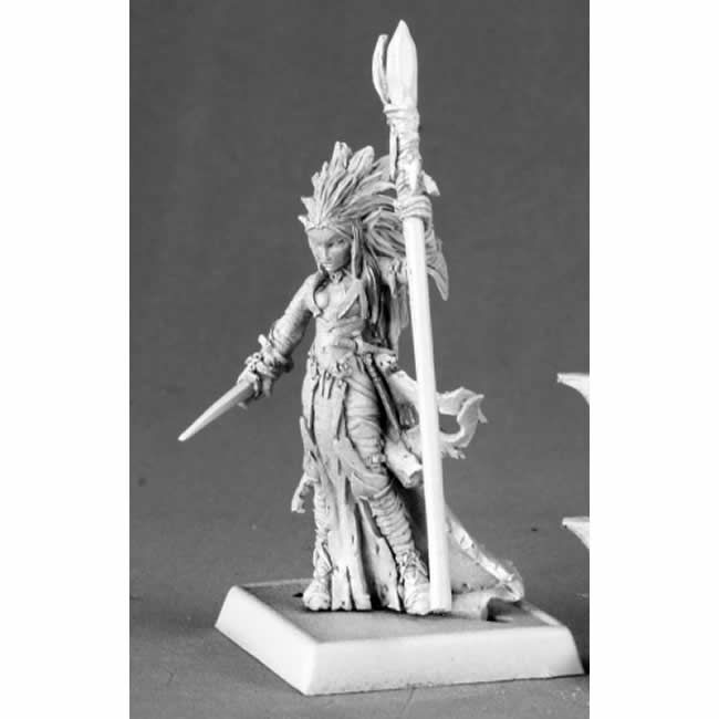 RPR14590 Liela Mordollwen Dark Elf Sorceress Miniature 25mm Heroic Scale 3rd Image