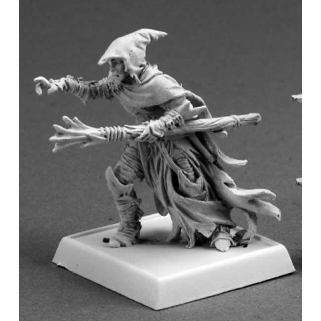 RPR14630 Dramorion Dark Elf Sorcerer Miniature 25mm Heroic Scale 3rd Image