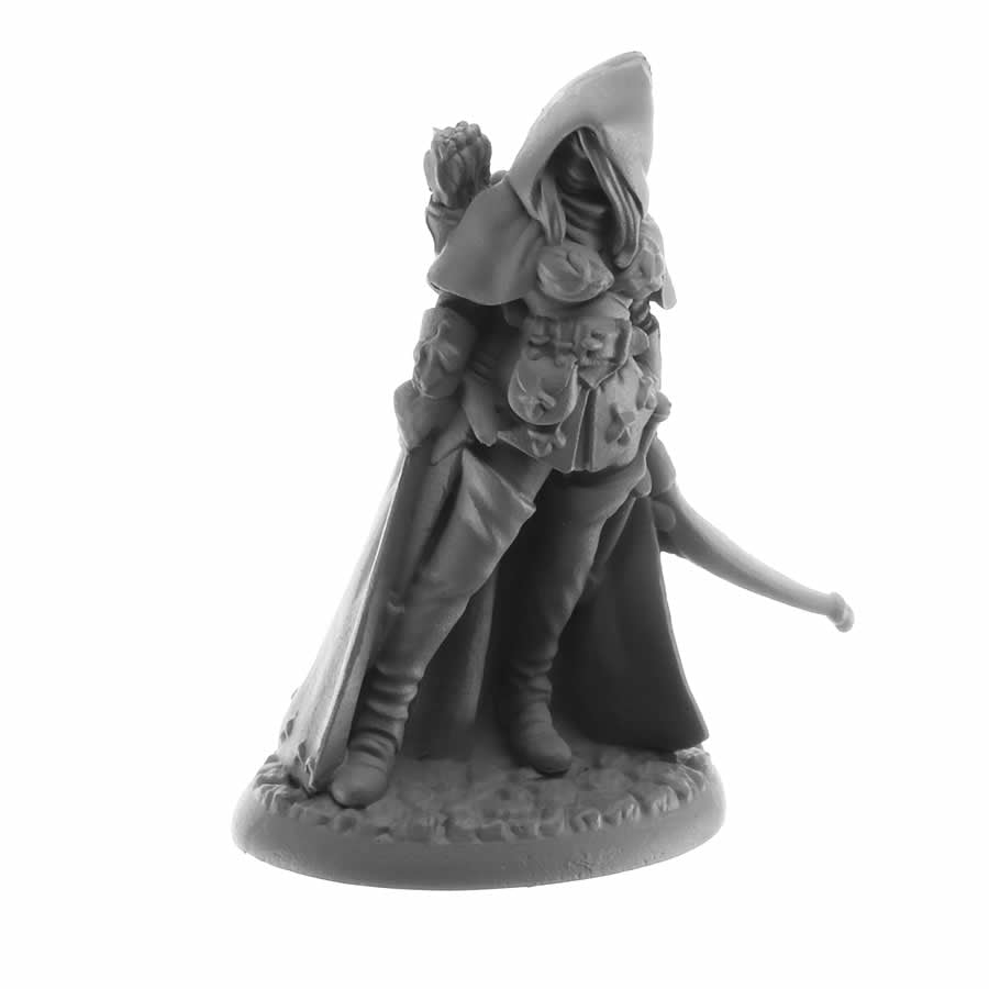 RPR30075 Huntress Miniature Figure 25mm Heroic Scale Reaper Bones USA