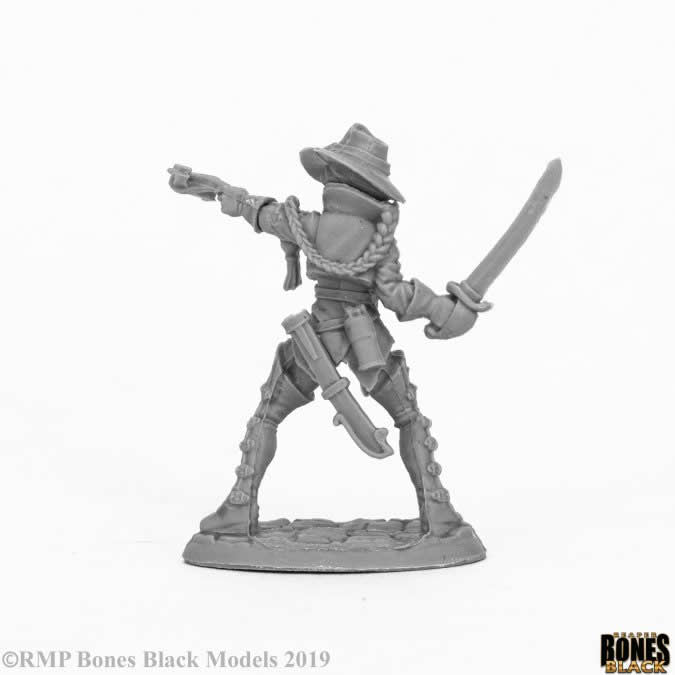RPR44054 Damaris Duskwarden Miniature 25mm Heroic Scale Bones Black 3rd Image