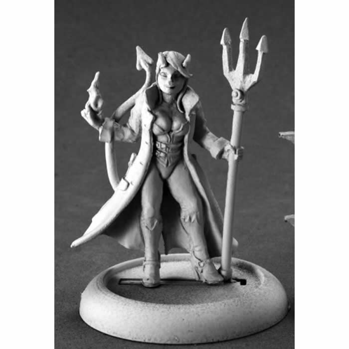 RPR50196 Devil Girl Supervillain Miniature 25mm Heroic Scale Chronoscope 3rd Image