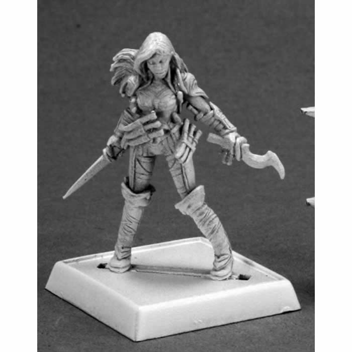 RPR60092 Cleric of Calistria Miniatures 25mm Heroic Scale Pathfinder 3rd Image