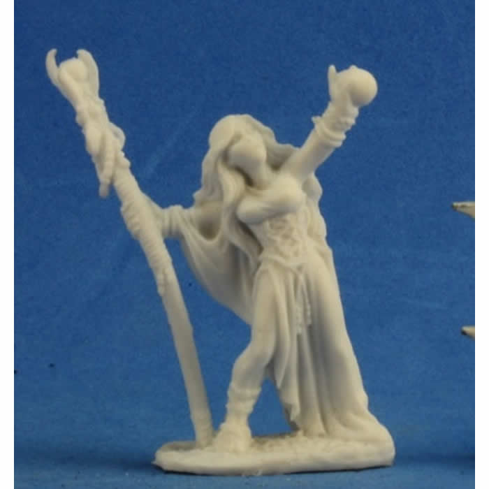 RPR77210 Sarah the Seeress Miniature 25mm Heroic Scale Dark Heaven 3rd Image