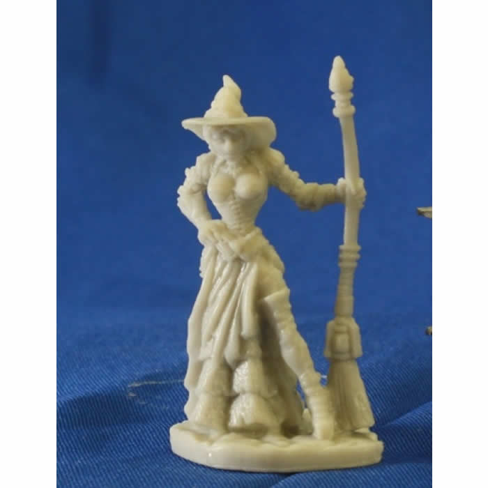 RPR80006 Dita Steampunk Witch Miniature 25mm Heroic Scale 3rd Image