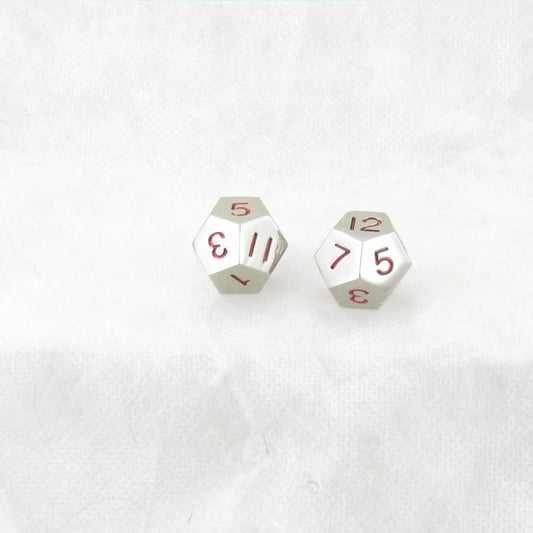 WKP18736E2 Metal Dice D12 Silver With Red Numbers 20mm (25/32in) Pack of 2