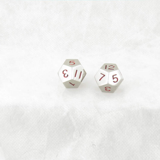 WKP18736E2 Metal Dice D12 Silver With Red Numbers 20mm (25/32in) Pack of 2