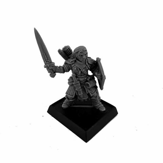 RPR89108 Valeros Iconic Fighter Miniature 25mm Heroic Scale Figure Pathfinder Bones