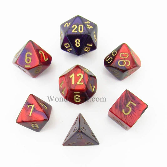 CHX26426 Purple and Red Gemini Dice Gold Numbers 16mm (5/8in) Set of 7 Main Image