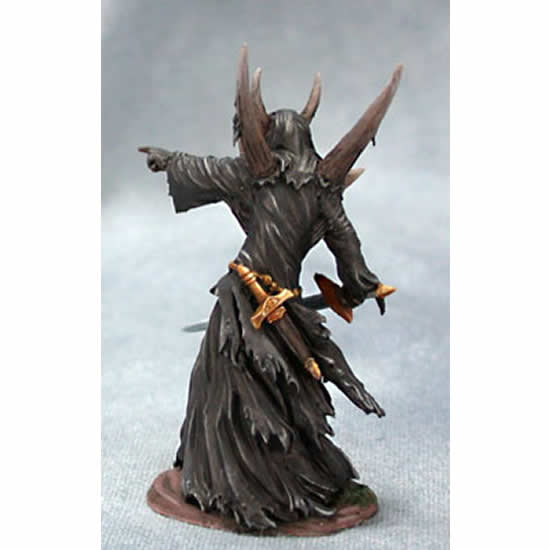 DSM1166 Spectre Wielding Sword Miniature Elmore Masterwork 3rd Image