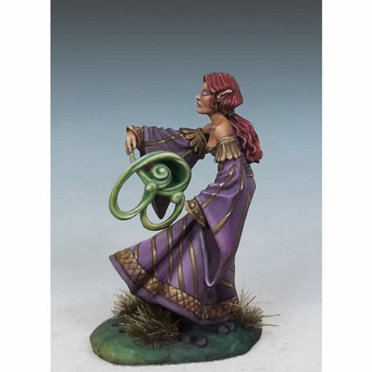 DSM4611 Ash Firefeather Female Elven Mage Miniature Diterlizzi Masterworks Main Image