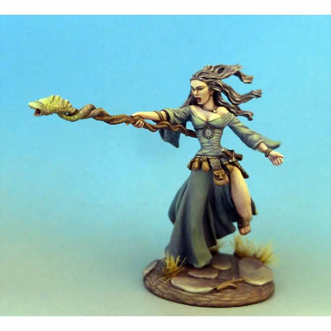 DSM7312 Female Mage with Staff Miniature Visions In Fantasy Main Image