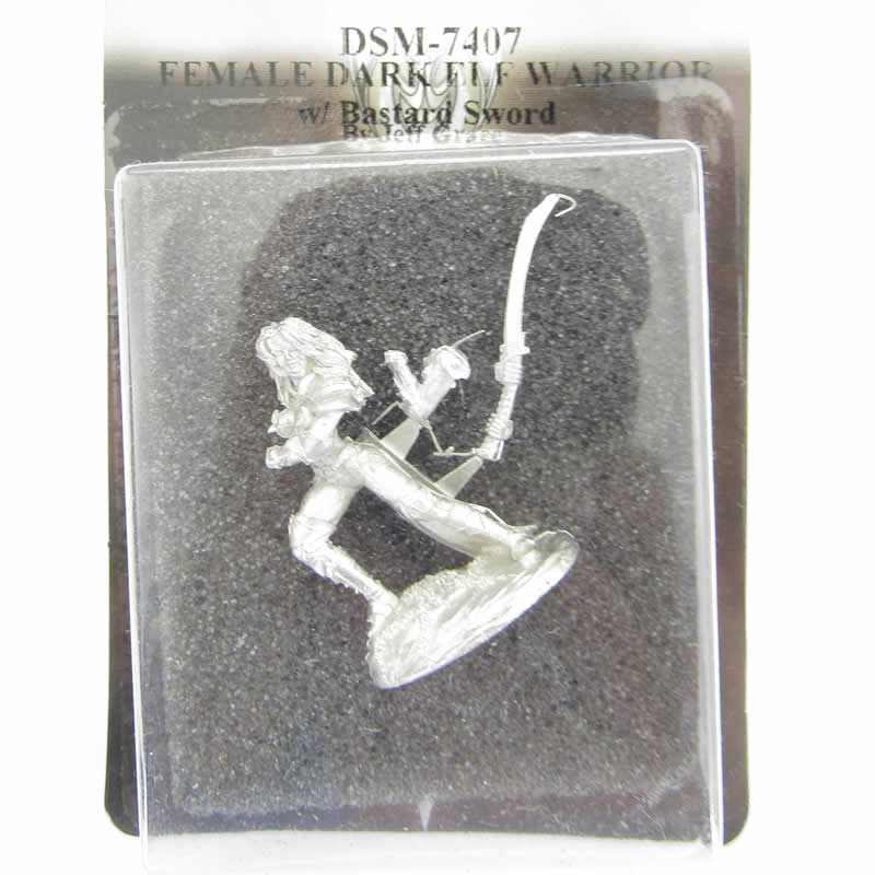 DSM7407 Female Dark Elf With Bastard Sword Miniature Visions In Fantasy 2nd Image