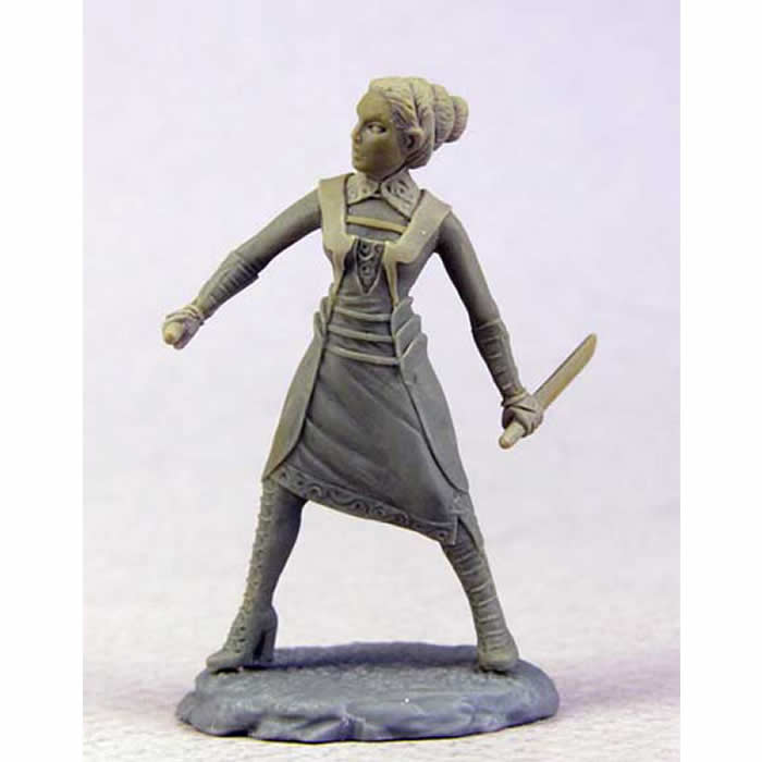 DSM7629 Female Dual Wield Rogue with Dagger Miniature Stephanie Law Main Image