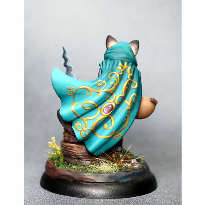 DSM8104 Frankie Cat Rogue with Dagger Miniature Critter Kingdoms 3rd Image