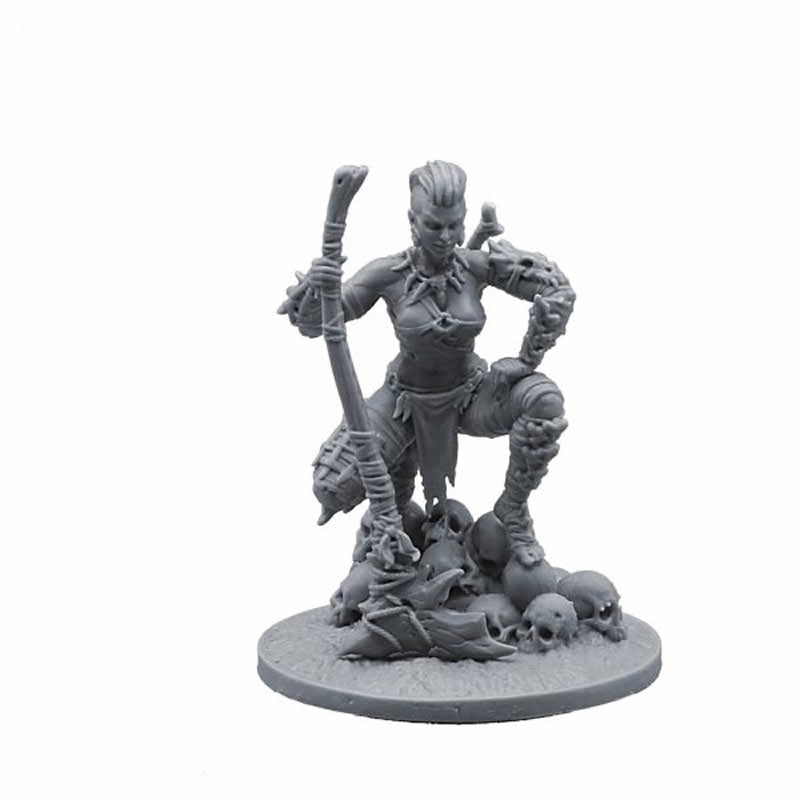 FLM28039 Savage Female Figure Kit 28mm Heroic Scale Miniature Unpainted Main Image