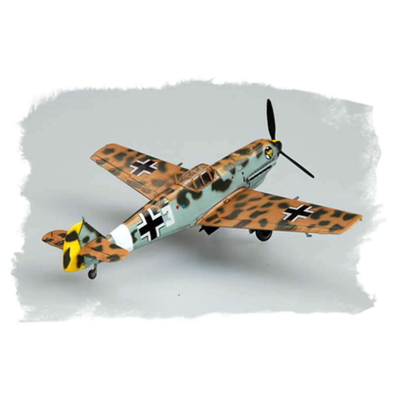 HBM80261 BF109E4 Tropical 1/72 Scale Plastic Model Kit Hobby Boss 2nd Image