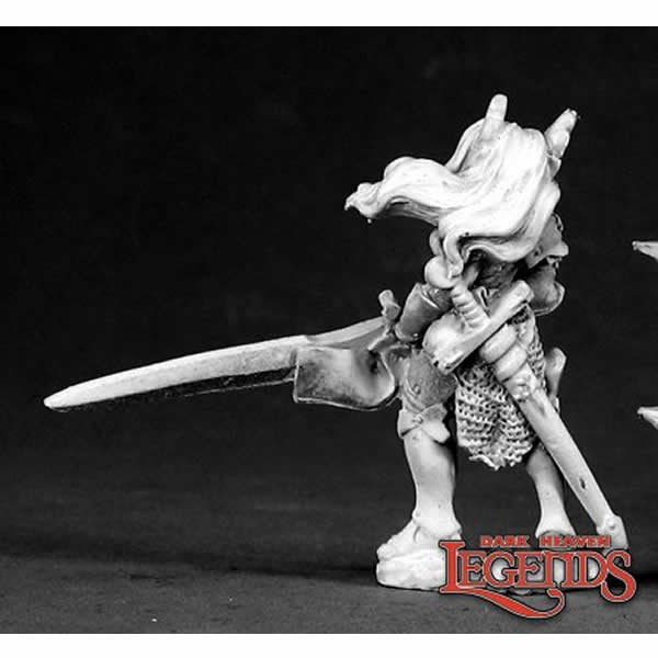 RPR02589 Gabriella Warmaiden Fighter Miniature 25mm Heroic Scale 3rd Image