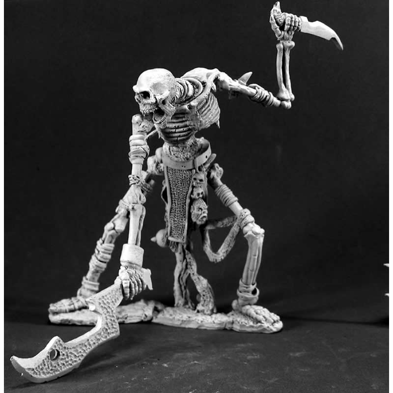 RPR02911 Colossal Skeleton Miniature Figure 25mm Heroic Scale Dark Heaven Legends Main Image