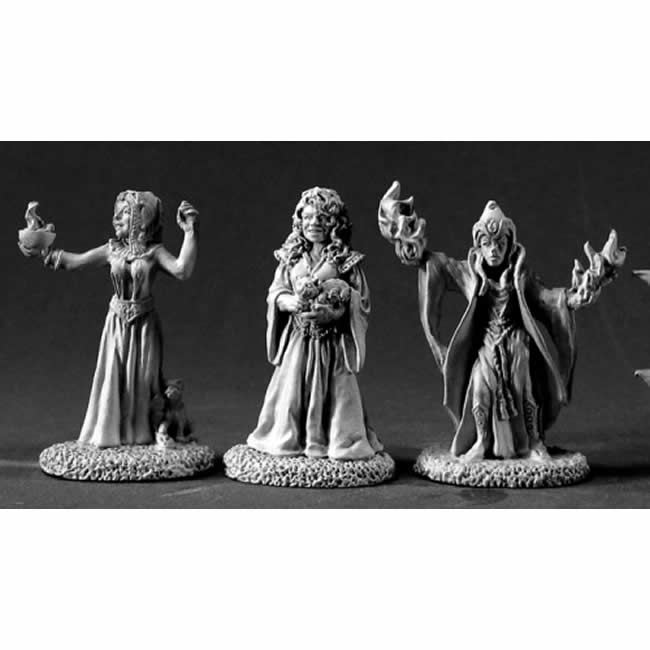 RPR03375 Classics Female Wizards Miniature 25mm Heroic Scale Main Image