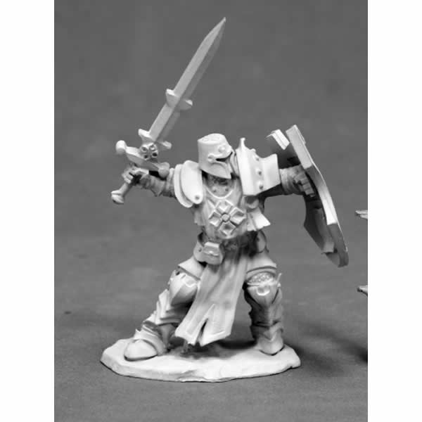 RPR03828 Crusader Champion Miniature 25mm Heroic Scale Dark Heaven Main Image