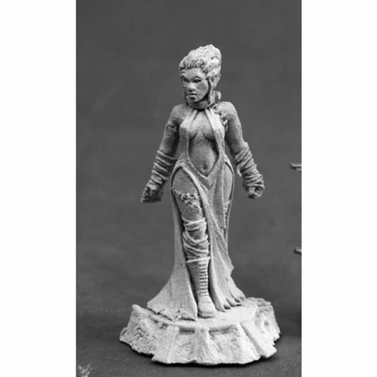 RPR03841 Graveflesh Servant Female Miniature 25mm Heroic Scale Main Image