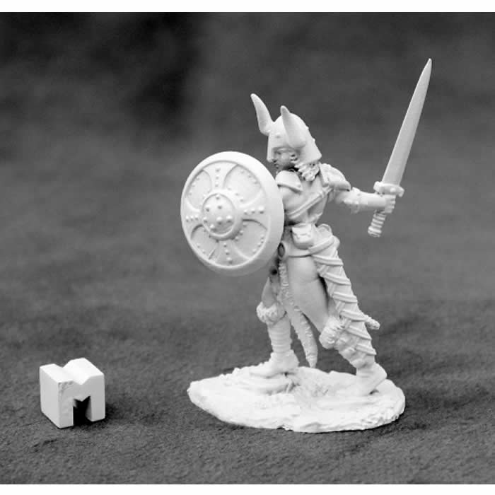 RPR03931 Alena Frostblade Female Barbarian Miniature 25mm Heroic Scale 3rd Image