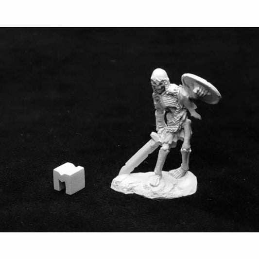 RPR03944 Bog Skeleton With Sword And Shield Miniature 25mm Heroic Scale Main Image