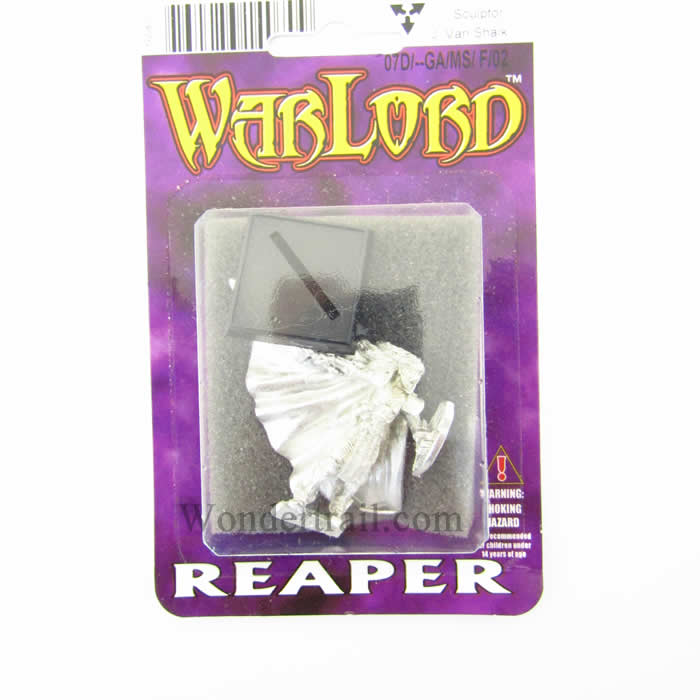 RPR14070 Nicole Captain Miniature 25mm Heroic Scale Warlord Reaper 2nd Image