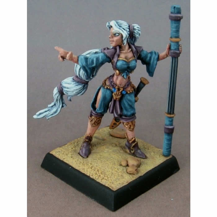 RPR14335 Sielendria Spell Sister Sorcerer Miniature 25mm Heroic Scale Main Image