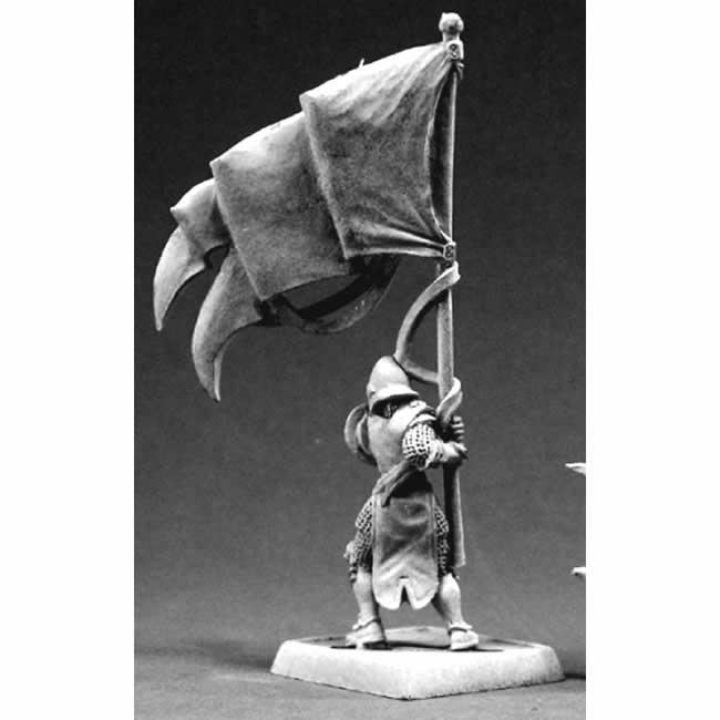 RPR14523 Crusader Standard Bearer Miniature 25mm Heroic Scale Warlord 3rd Image