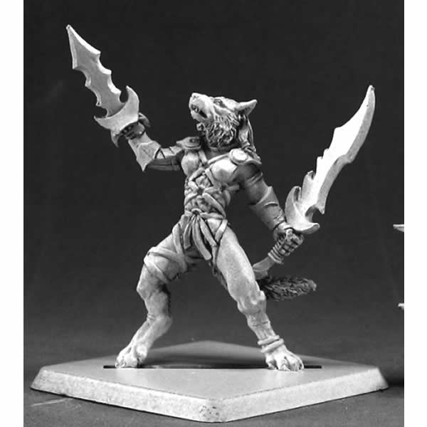 RPR14532 Aislinn Lupine Slayer Captain Miniature 25mm Heroic Scale Main Image