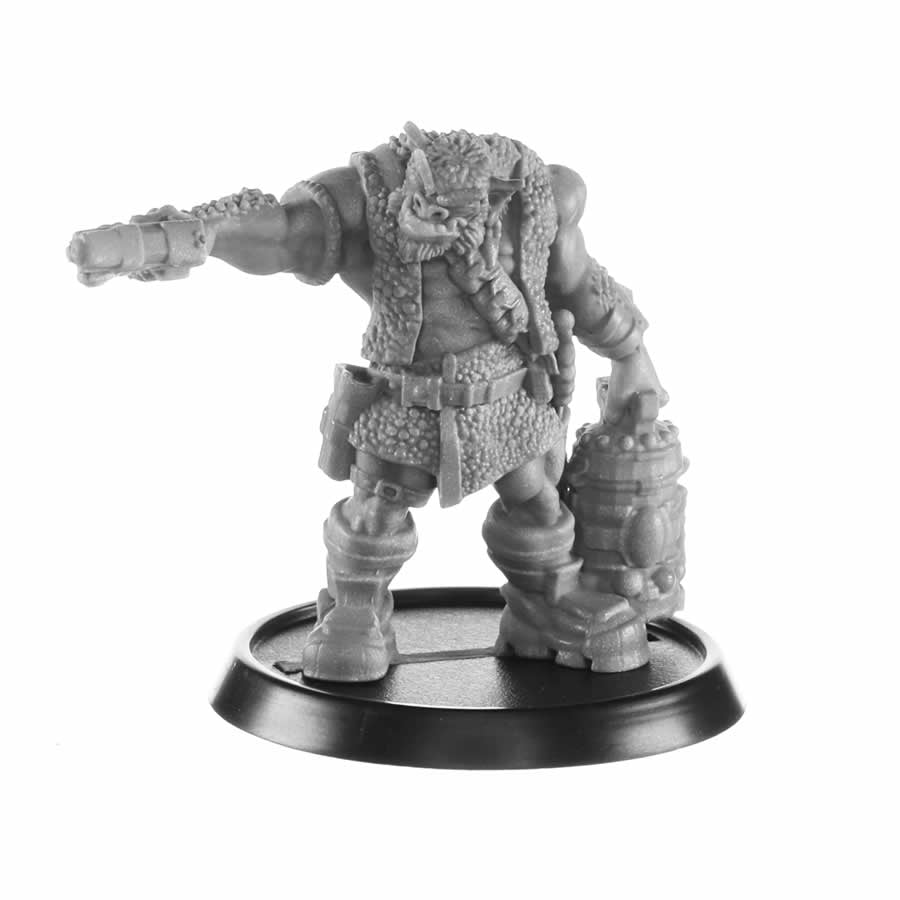 RPR30018 Oonda Roogtarki Smuggler Miniature Figure 25mm Heroic Scale Reaper Bones USA Main Image