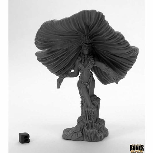 RPR44050 Fungal Queen Miniature 25mm Heroic Scale Bones Black Main Image