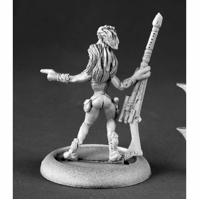 RPR50136 Female Andromedan Hunter Miniature 25mm Heroic Scale 3rd Image