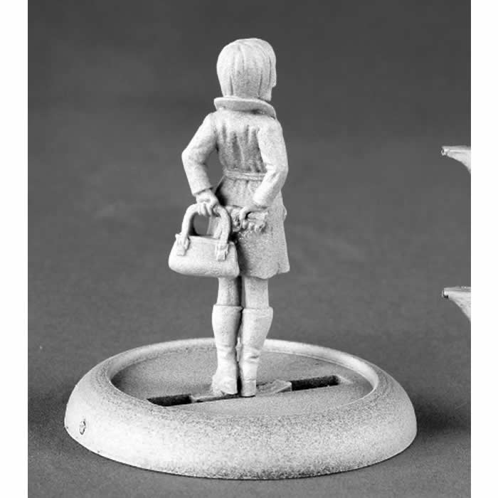 RPR50143 Agatha Fox Female Spy Miniature 25mm Heroic Scale 3rd Image