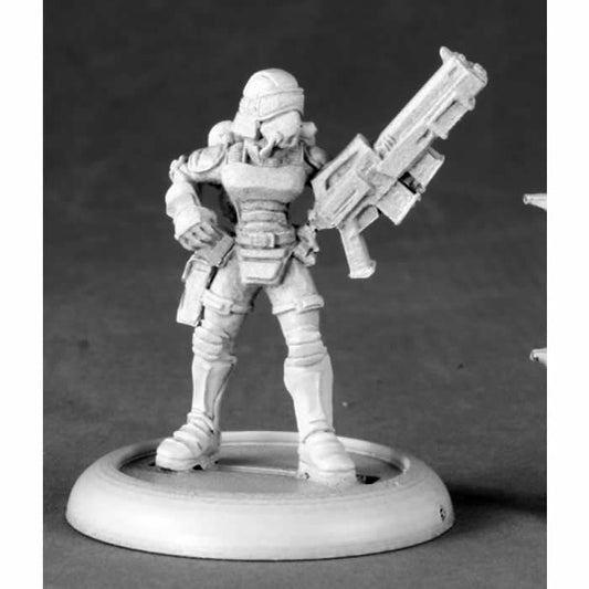 RPR50146 Female Nova Corp Officer Miniature 25mm Heroic Scale Main Image