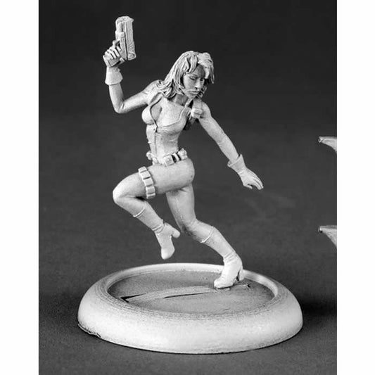 RPR50149 Natalia Female Secret Agent Miniature 25mm Heroic Scale Main Image