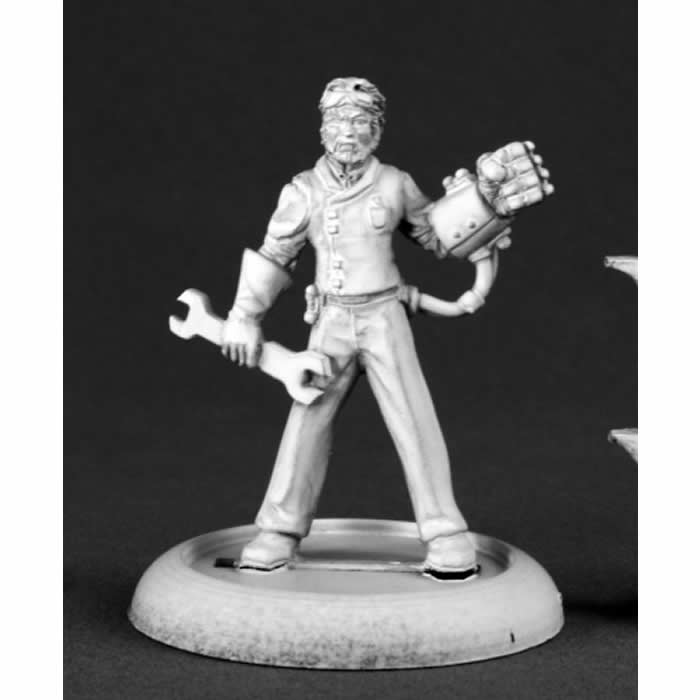 RPR59003 Dr Darius Helstromme Scientist Miniature 25mm Heroic Scale Main Image