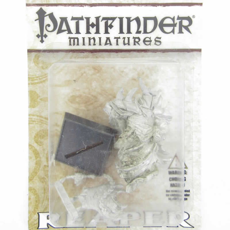 RPR60024 Order of the Scourge Hellknight Miniature 25mm Heroic Scale 2nd Image