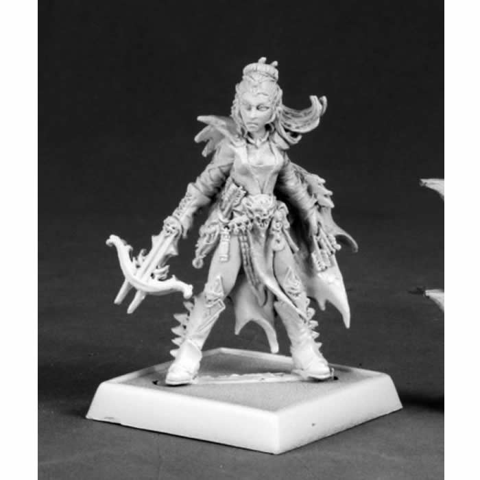 RPR60054 Depora Azinrae Dark Elf Ranger Miniature 25mm Heroic Scale 3rd Image