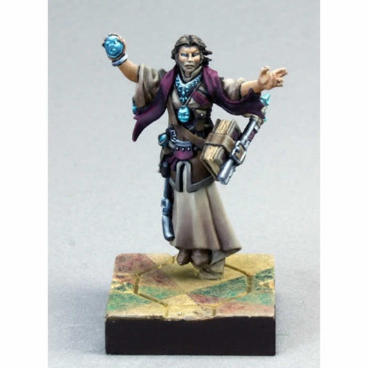 RPR60063 Mystic Theurge Wizard Miniature 25mm Heroic Scale Pathfinder Main Image