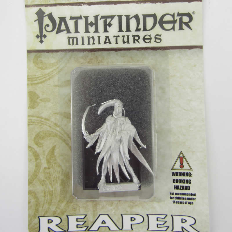 RPR60116 Skinsaw Cultist Assassin Miniatures 25mm Heroic Scale 2nd Image